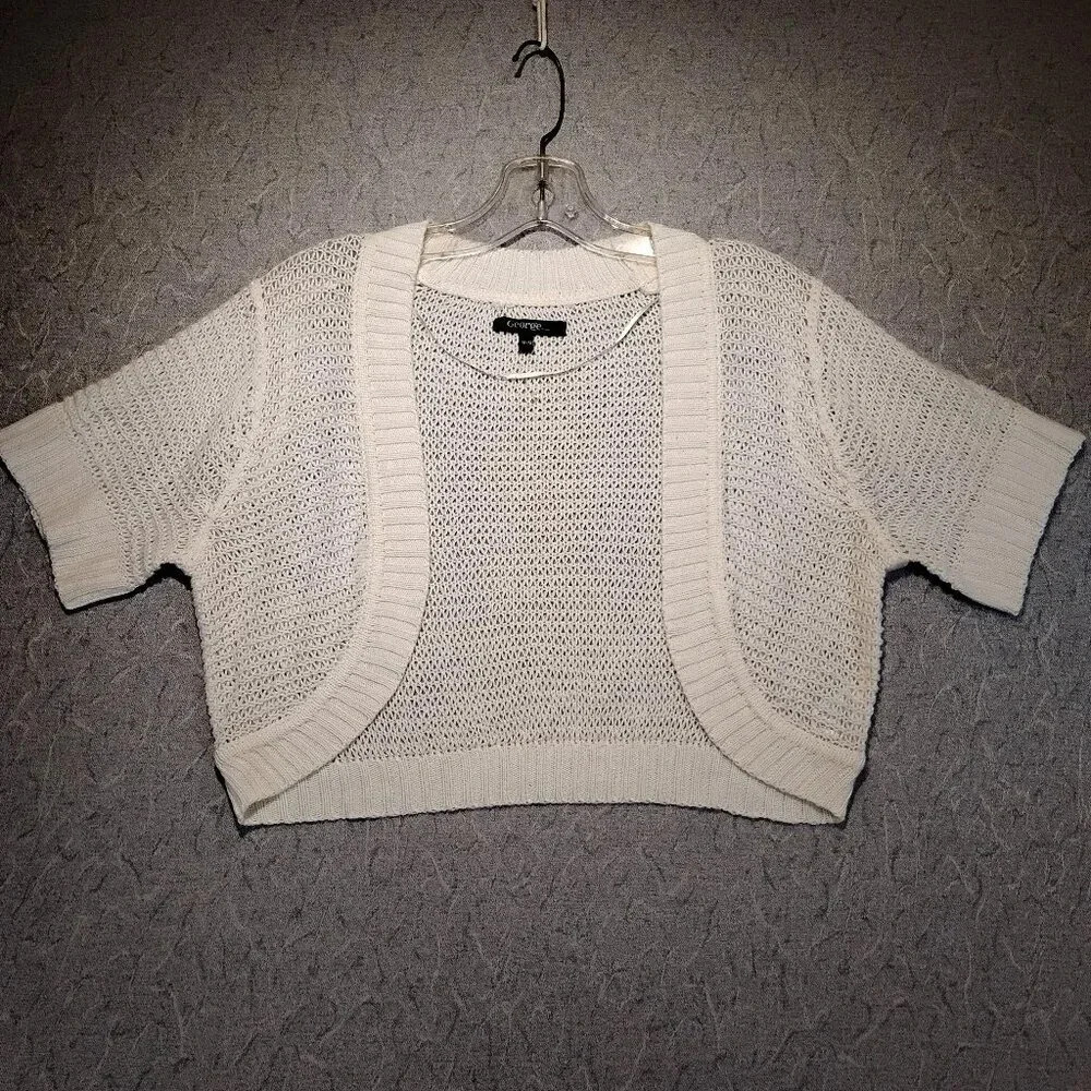 George Women's White Knitted Short  Sleeve Bolero NWOT Size Medium